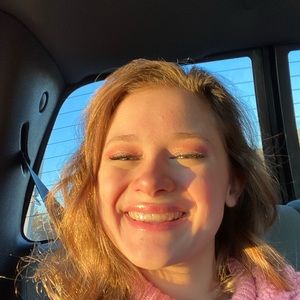 Meet your Posher, Aimee